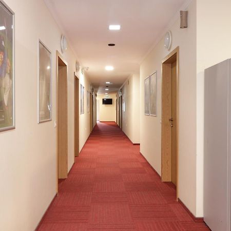 Beg Rooms Máribor Exterior foto